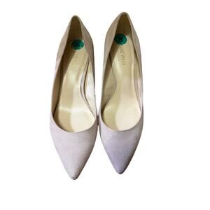 Nine West woman’s size 8 pumps heels